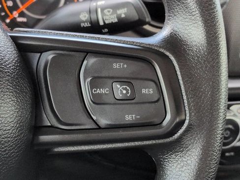 Used 2022 Jeep Gladiator Sport AWD/4WD image 23