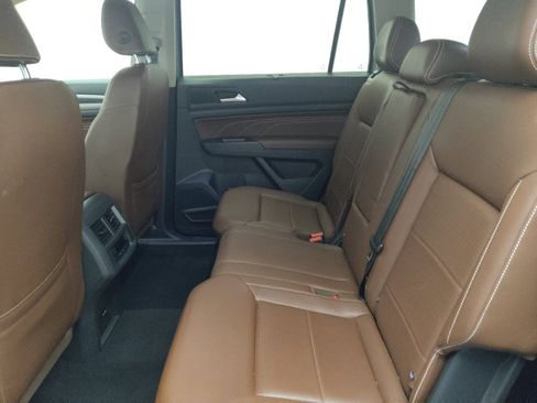 Used 2021 Volkswagen Atlas SE FWD image 18