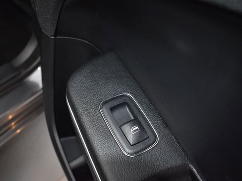 Used 2022 Dodge Charger SXT w/ Leather Interior Group image 12