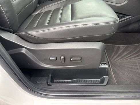Used 2018 Ford Escape Titanium FWD image 31