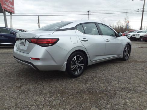 Used 2022 Nissan Sentra SV image 6