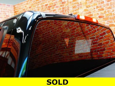 Certified 2022 Nissan Frontier SV AWD/4WD image 40