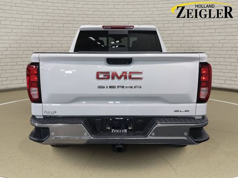 New 2026 GMC Sierra 1500 SLE w/ Preferred Package image 6