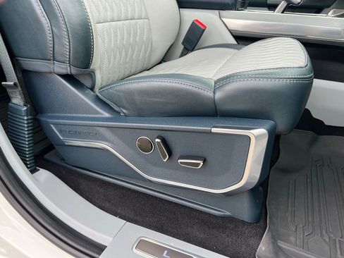 Used 2023 Ford F150 Limited image 24