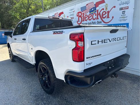 Used 2022 Chevrolet Silverado 1500 LT Trail Boss w/ LT Trail Boss Premium Package image 8