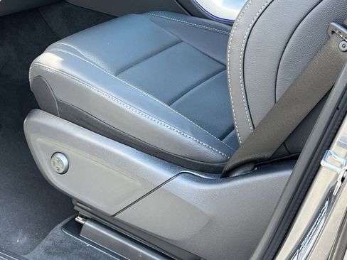 New 2026 Mercedes-Benz GLS 450 4MATIC image 12