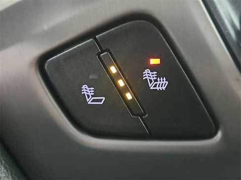 Used 2016 GMC Sierra 1500 SLE image 18