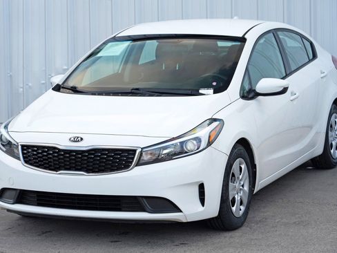 Used 2018 Kia Forte LX image 38