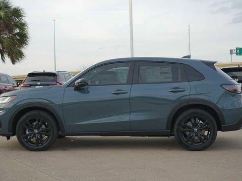 New 2026 Honda HR-V Sport image 3