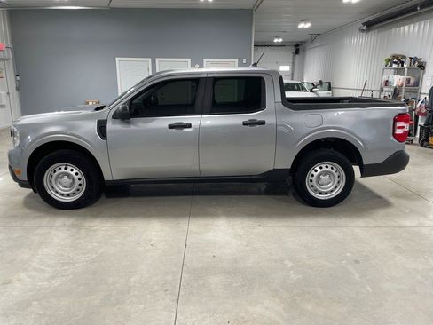 Used 2023 Ford Maverick XL FWD image 4