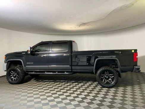 Used 2019 GMC Sierra 2500 SLT AWD/4WD image 8