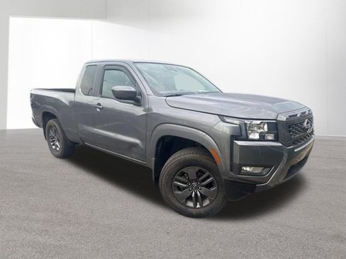 Used 2025 Nissan Frontier SV w/ SV Convenience Package AWD/4WD image 5