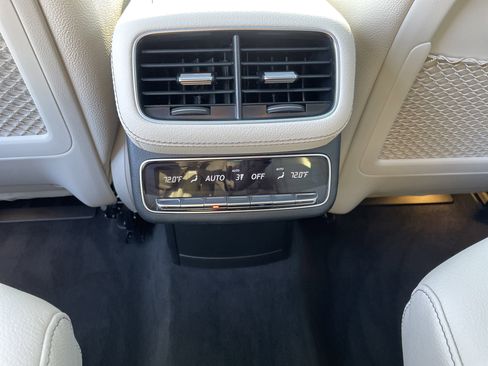 New 2026 Mercedes-Benz GLS 580 4MATIC image 39