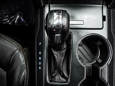 Used 2018 Ford Explorer Limited w/ Ford Safe & Smart Package image 21