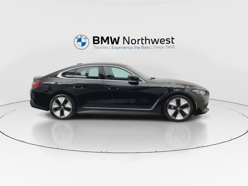 Used 2025 BMW i4 xDrive40i w/ Parking Assistance Package image 5