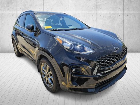 Used 2021 Kia Sportage S w/ S FWD Premium Package image 3