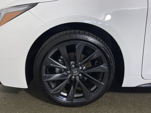 Certified 2026 Toyota Corolla SE w/ Carpet Mat Package (TMS) FWD image 11