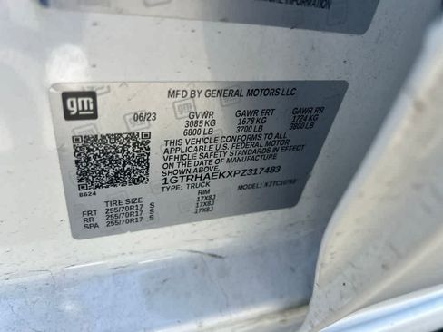 Used 2023 GMC Sierra 1500 Pro w/ Convenience Package RWD image 7