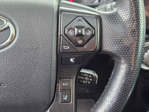 Certified 2024 Toyota 4Runner TRD Off-Road Premium w/ Moonroof Package image 35