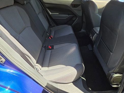 Used 2024 Subaru Crosstrek 2.0i Premium AWD/4WD image 16