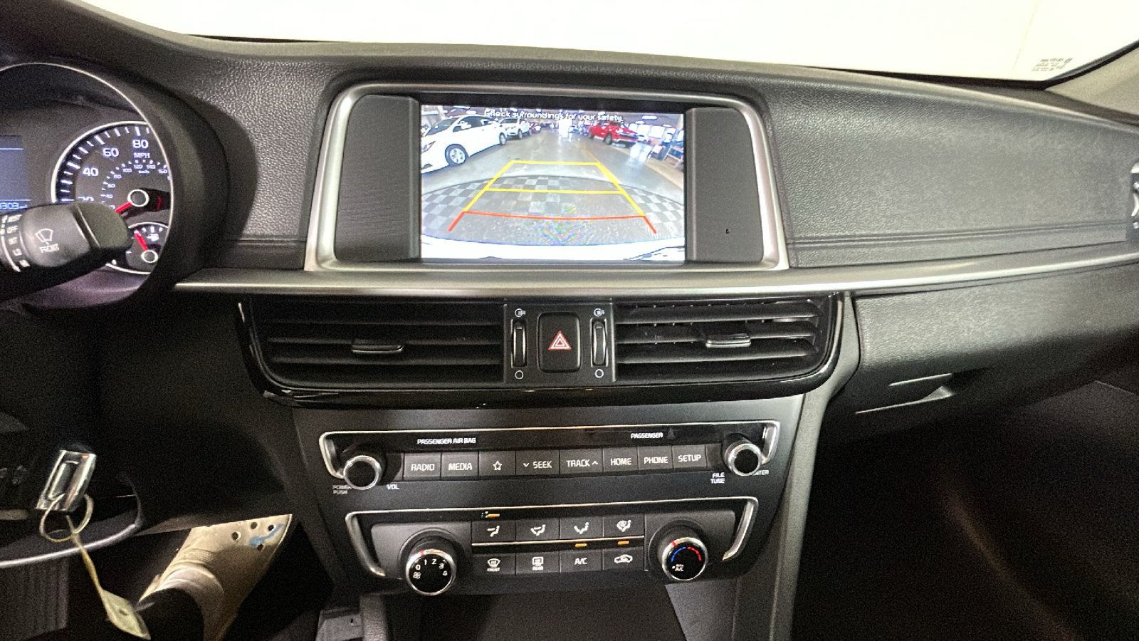 Used 2020 Kia Optima LX FWD image 28