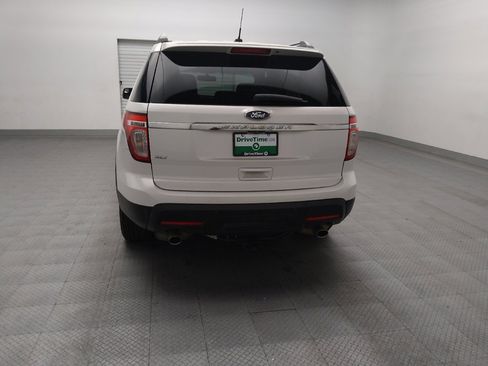 Used 2014 Ford Explorer XLT w/ Equipment Group 202A image 6