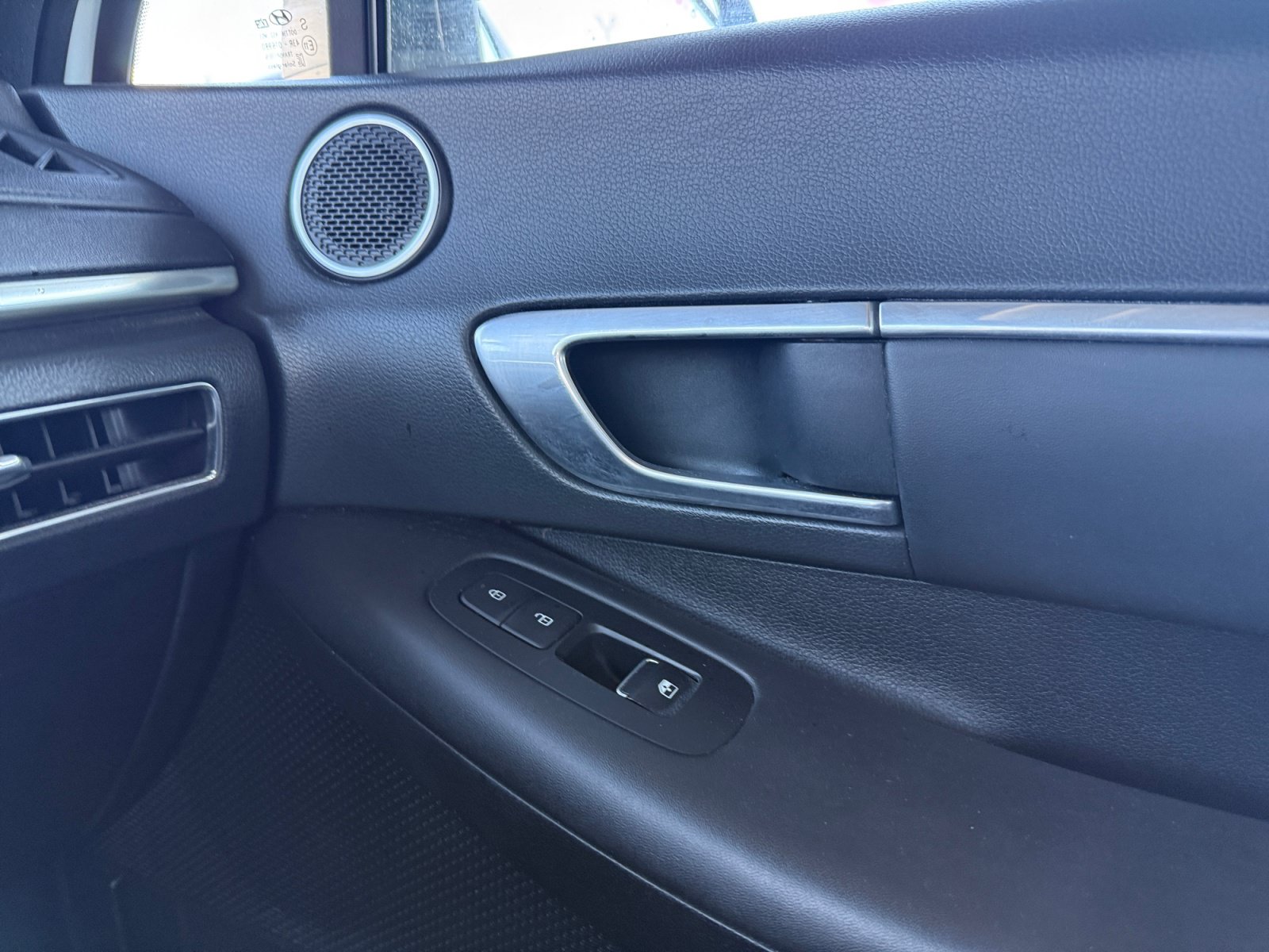 Used 2023 Hyundai Sonata SEL w/ Convenience Package FWD image 21