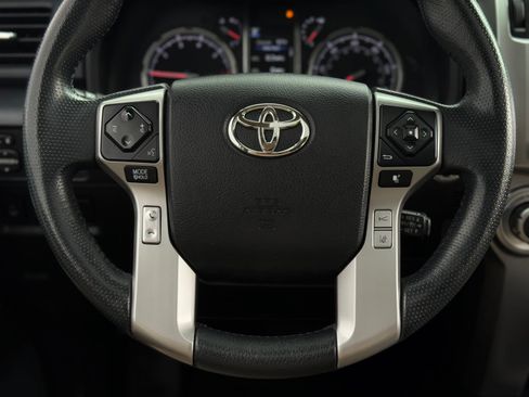 Used 2020 Toyota 4Runner Limited AWD/4WD image 16