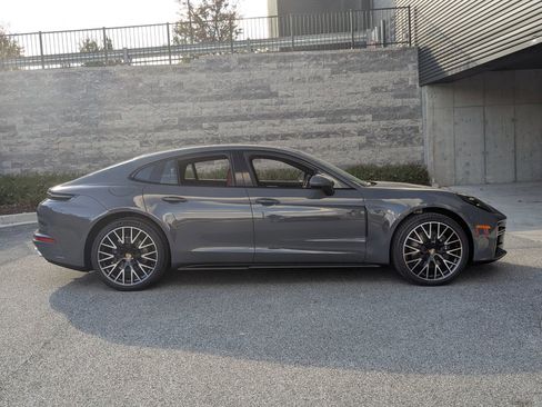 New 2026 Porsche Panamera 4 AWD/4WD image 8