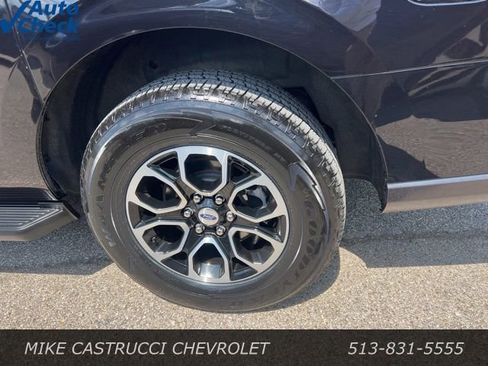 Used 2024 Ford Expedition Max XLT AWD/4WD image 5