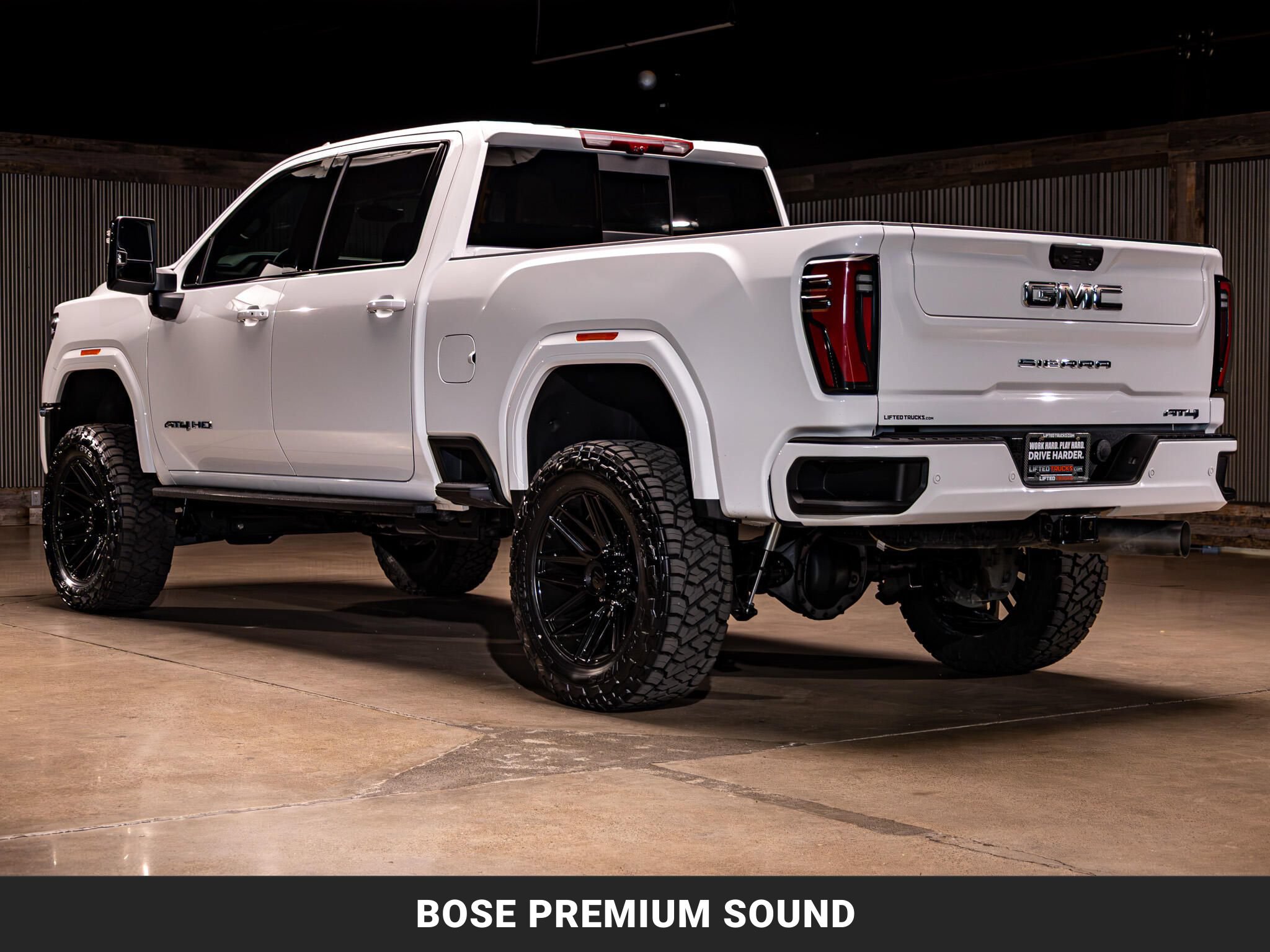 Used 2025 GMC Sierra 3500 AT4 w/ Technology Package AWD/4WD image 7