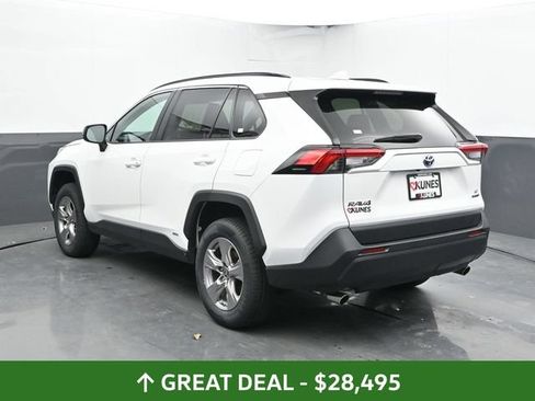 Used 2024 Toyota RAV4 LE AWD/4WD image 11
