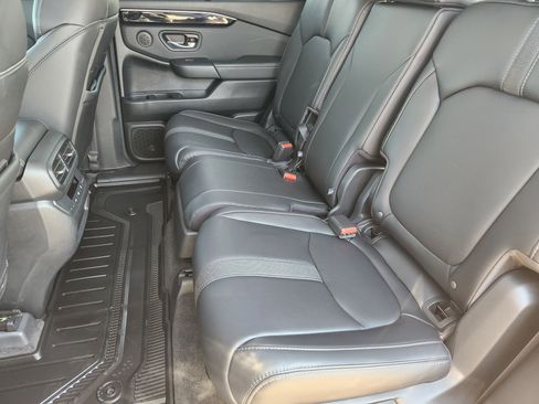 Used 2024 Honda Pilot EX-L image 31