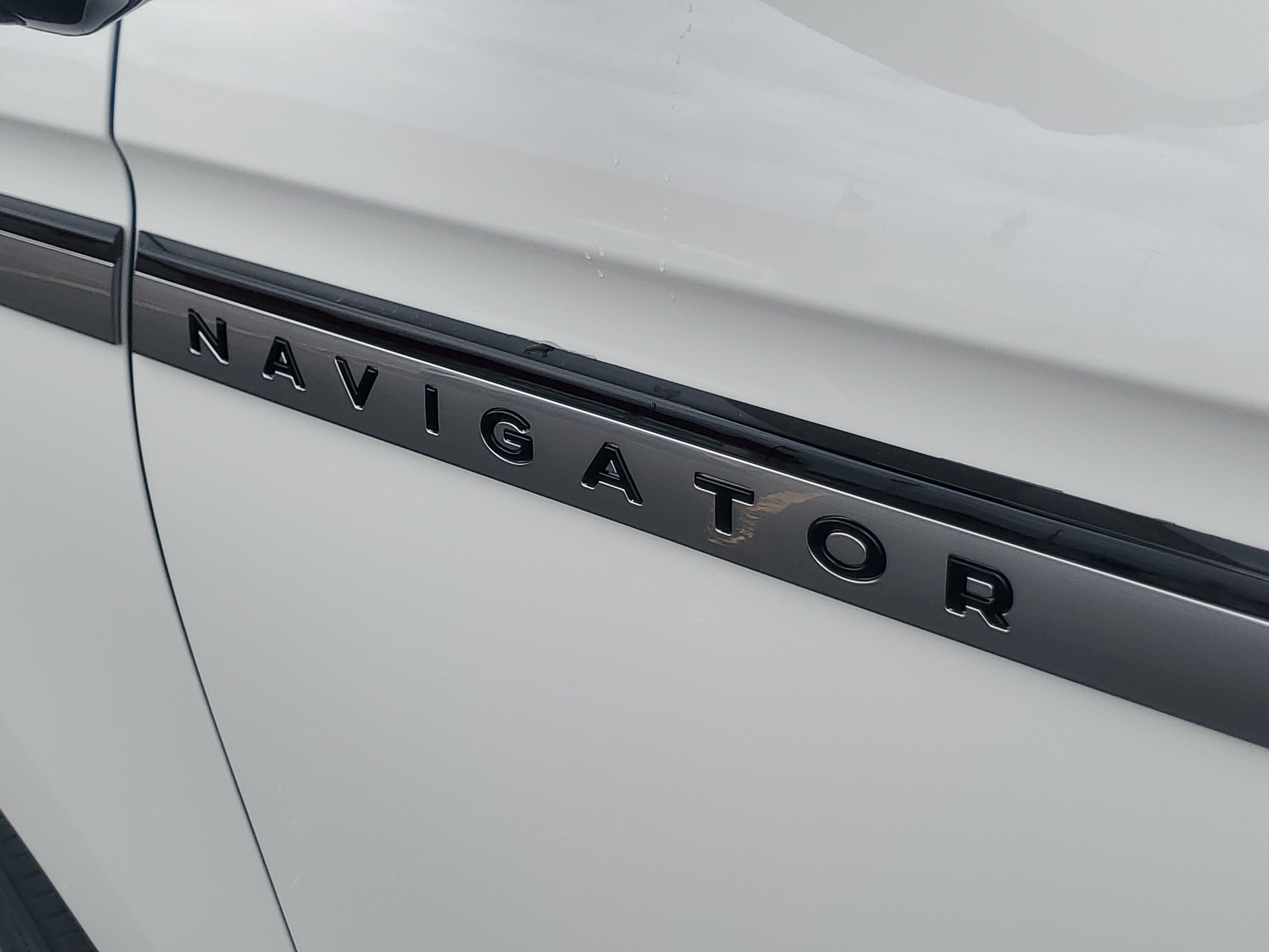 New 2026 Lincoln Navigator Reserve AWD/4WD image 7