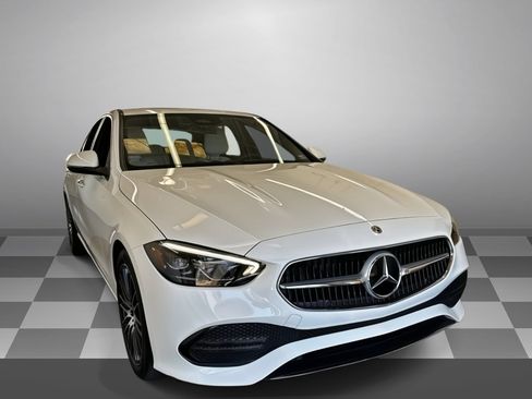 Used 2023 Mercedes-Benz C 300 4MATIC Sedan image 2