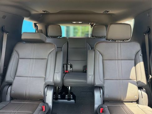 New 2026 Chevrolet Tahoe High Country AWD/4WD image 16
