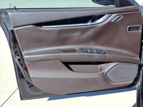 Used 2016 Maserati Ghibli image 16