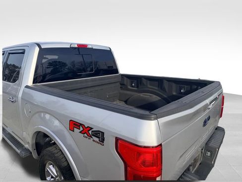 Used 2019 Ford F150 Lariat w/ Equipment Group 502A Luxury image 10