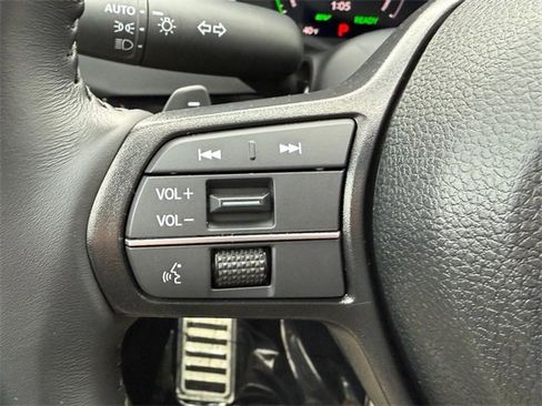 Used 2025 Honda Accord Sport image 17