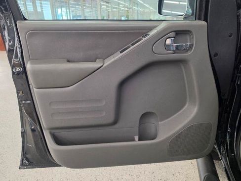 Used 2019 Nissan Frontier SL AWD/4WD image 33