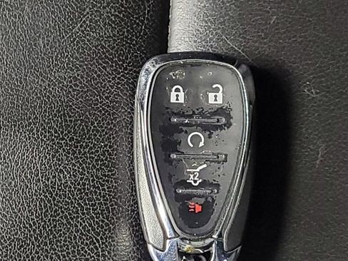 Used 2019 Chevrolet Traverse RS FWD image 32