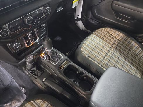 New 2026 Jeep Gladiator Sport AWD/4WD image 25