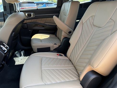 New 2026 Kia Sorento SX Prestige w/ Olive Brown Leather Package image 19
