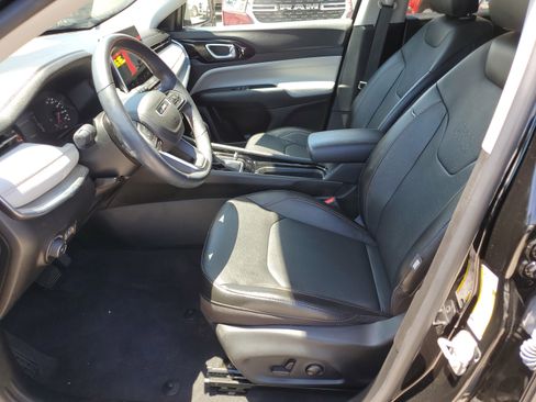 Used 2022 Jeep Compass Limited image 13