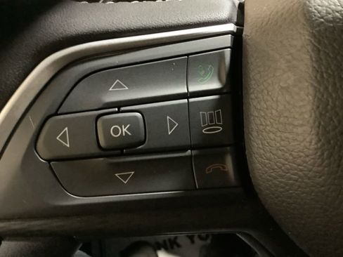 Used 2023 Jeep Grand Cherokee Altitude image 24