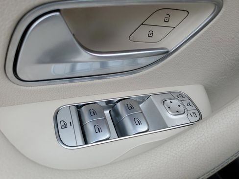 Used 2022 Mercedes-Benz GLE 350 image 39