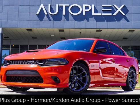 Used 2023 Dodge Charger Scat Pack w/ Plus Group RWD image 1