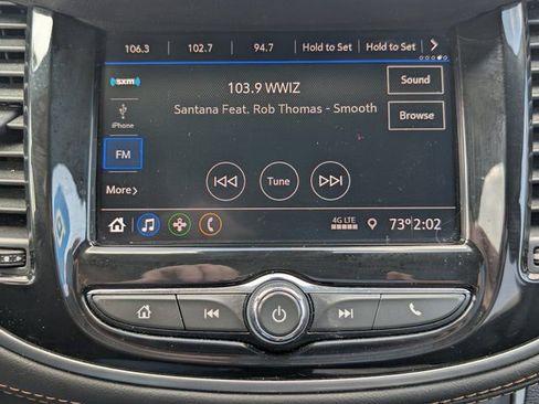 Used 2022 Chevrolet Trax LT w/ LT Convenience Package image 22