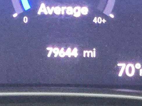 Used 2019 Chrysler Pacifica Touring-L Plus w/ Tire & Wheel Group FWD image 30