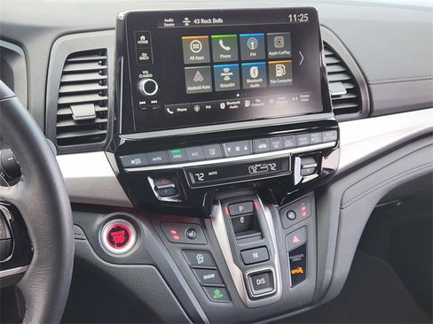 Certified 2025 Honda Odyssey Sport-L image 17
